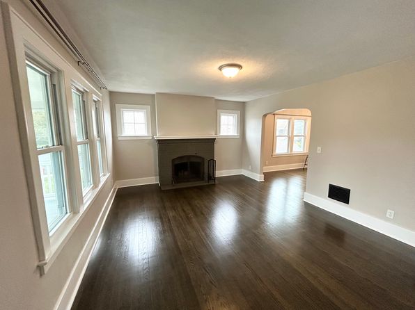 1203-05 Court St #1205