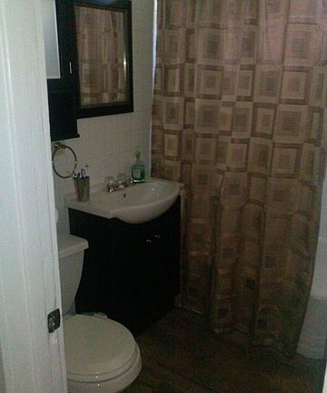 4th image of 1135 N Parkside Ave