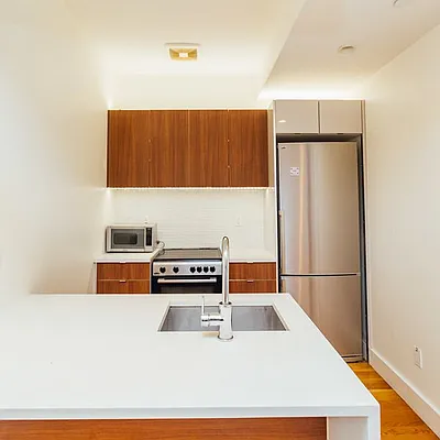 Rented by Nooklyn NYC LLC | media 32