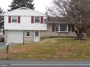 107 E Penn Grant Rd, Willow Street, PA 17584