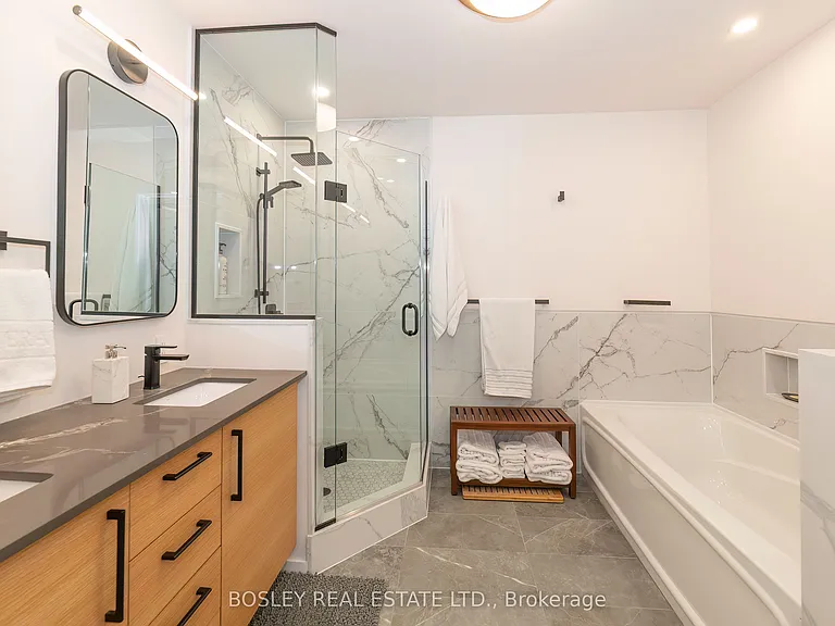 160 Baldwin St #614 — Photo 17