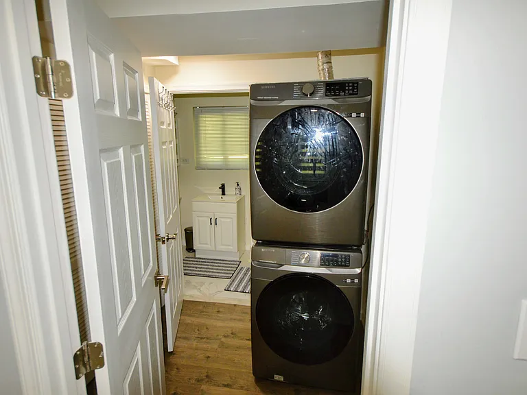 11205 Trippon Ct — Photo 16