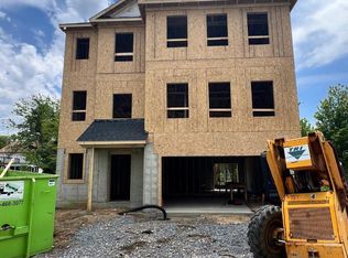 1235 Spruce Ave, Shady Side, MD 20764