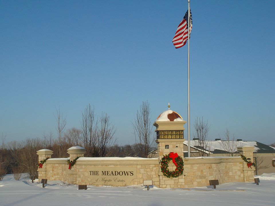 1st image of 1591 Majestic Way E