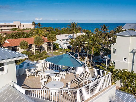 Rooftop Patio Ocean view