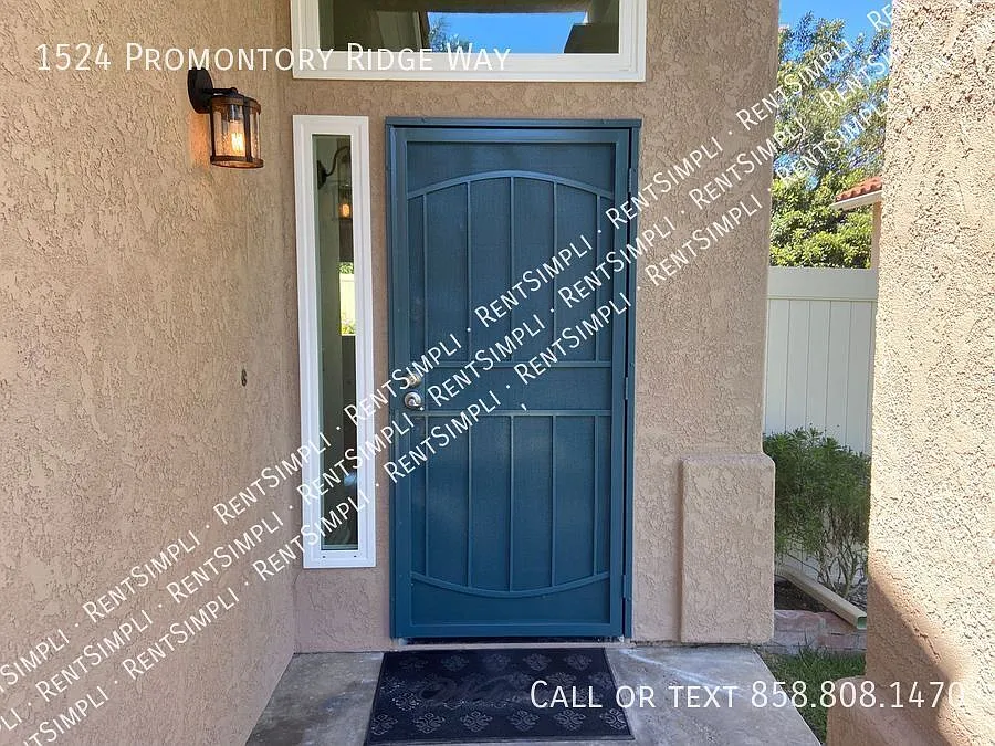 Stunning 3 BR 2.5 BA Vista Home — Photo 2