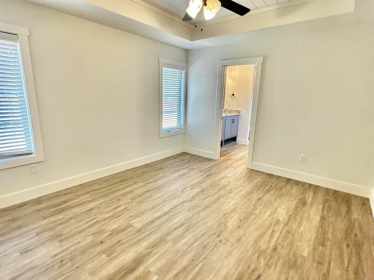 6954 22nd Pl — Photo 12