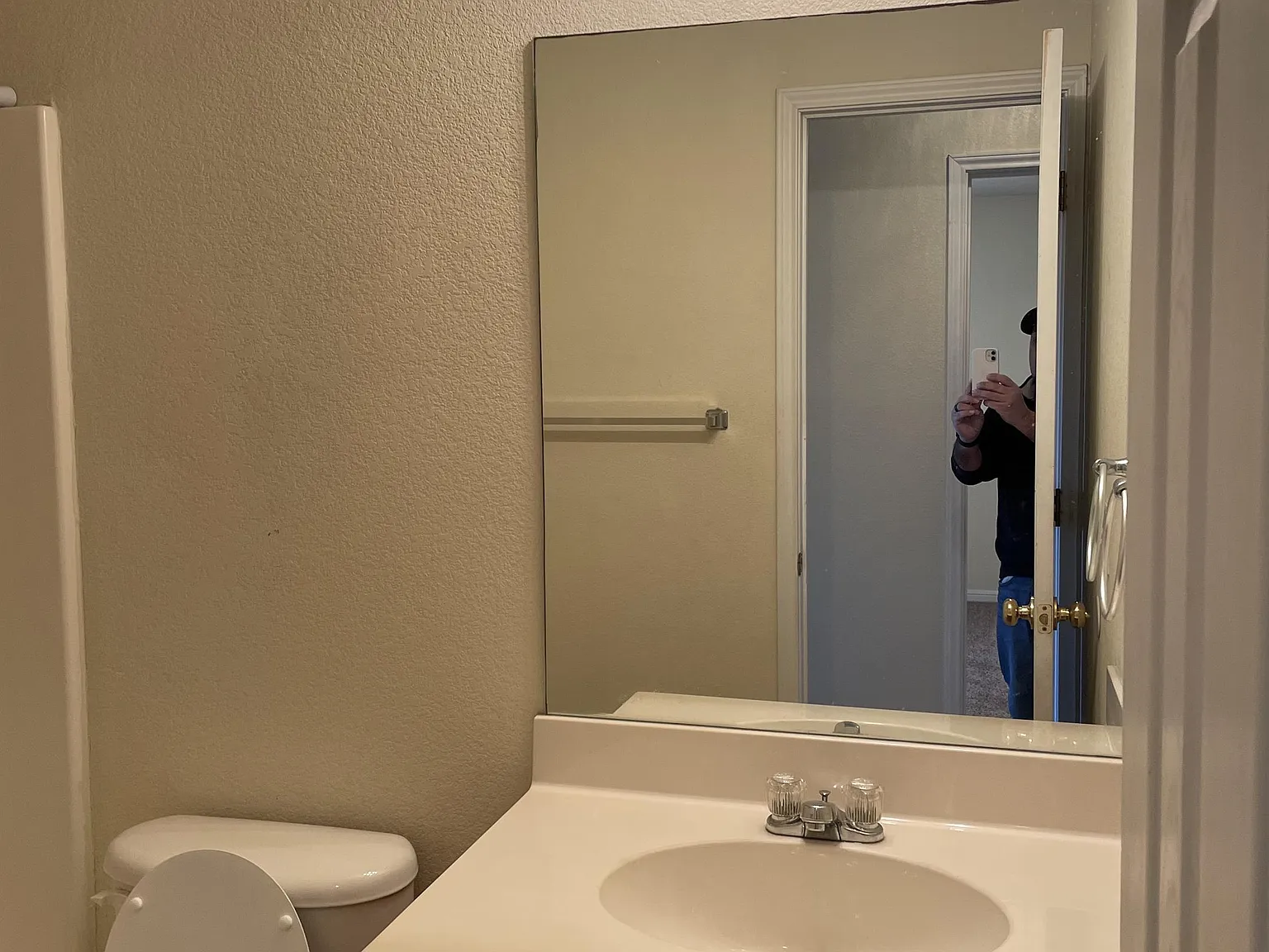 3907 Edgefield - A — Photo 3