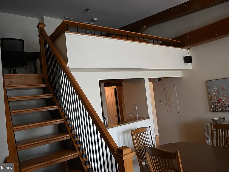 50 N Front St #56 — Photo 19