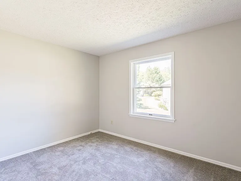 Seven Hearths Homestead Apartments — Photo 10