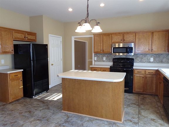 4th image of 1305 Saybrook Xing