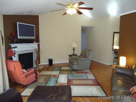 4th image of 2004 Belford Dr