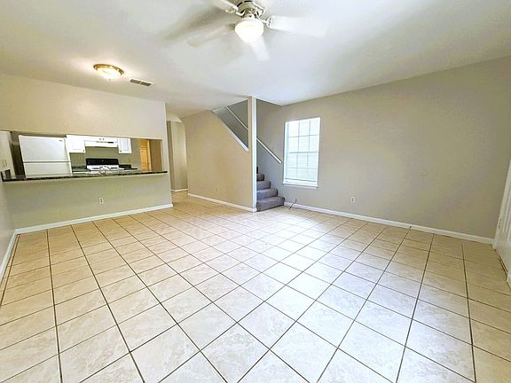 3rd image of 2708 Tess Cir