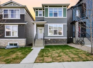 143 N Amblefield Ave NW, Calgary, AB T3P 2B8