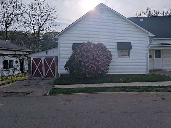 2nd image of 9 Madison St
