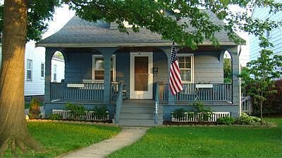 1st image of 19392 Renwood Ave