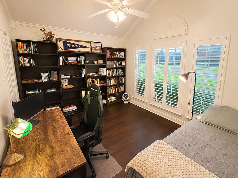 201 Desert Sky Dr — Photo 13