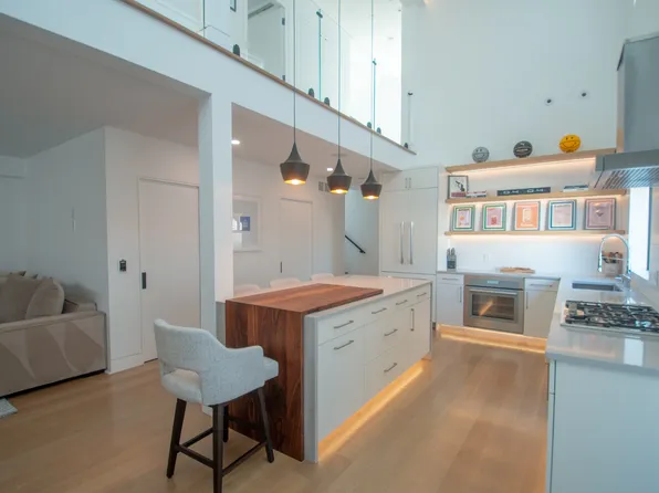 (undisclosed Address), Charlestown, MA 02129