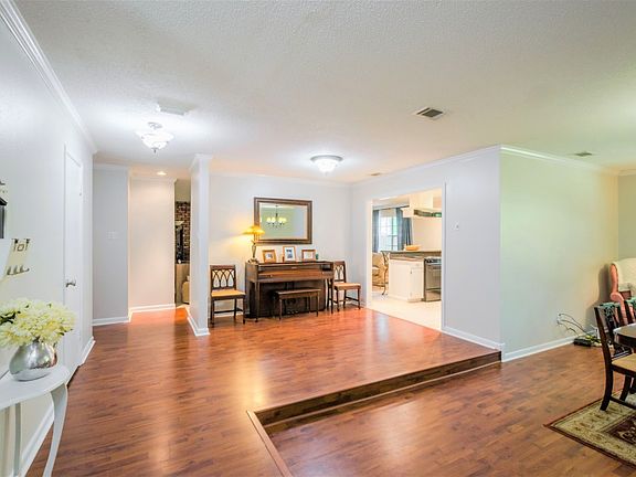 5th image of 5509 Malcolm Dr