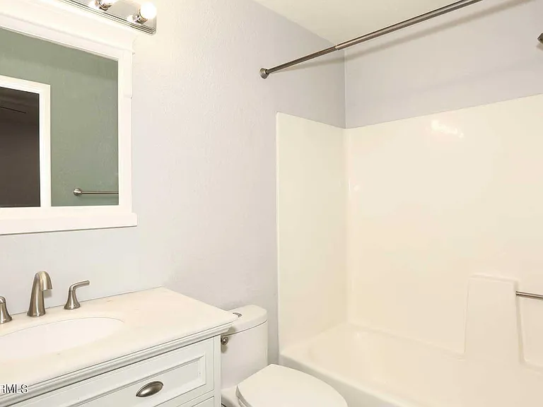 522 W Blackhawk Dr #4 — Photo 27