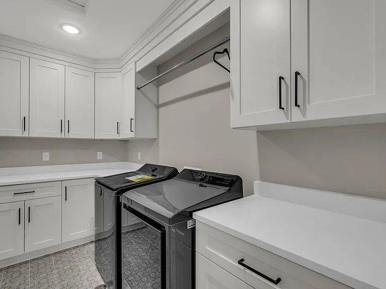 4159 S 490 E — Photo 5