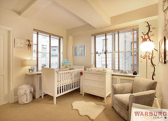 Sold by Warburg | media 14