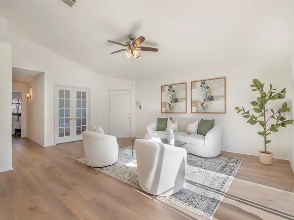 6709 Dandelion Dr, Fort Worth, TX 76137