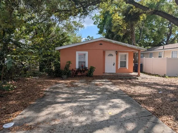 3705 E North Bay St, Tampa, FL 33610