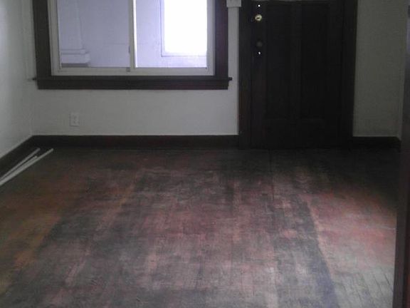 4th image of 1320 E Dubail Ave