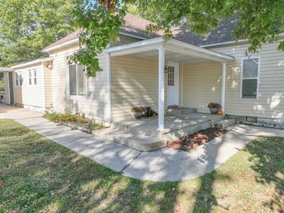 447 N Whelchell Avenue, Hartville, MO, 65667