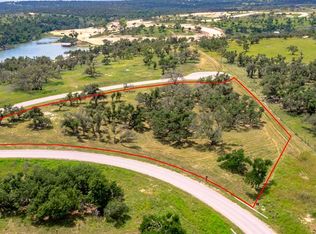 676 Lago Vista Dr, Fredericksburg, TX 78624