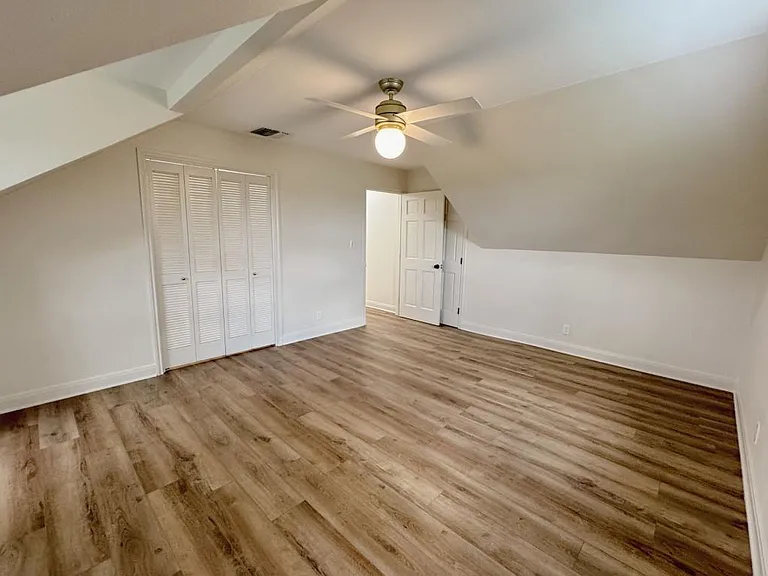 5121 FM 446 — Photo 27