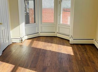 80 Main St #2E, Coeymans, NY 12045