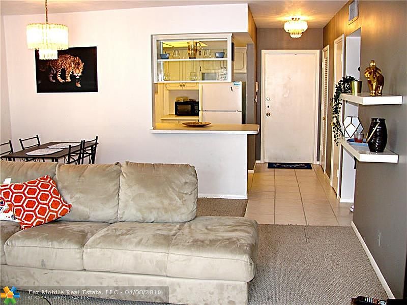1st image of 2624 NE 32nd St APT 105