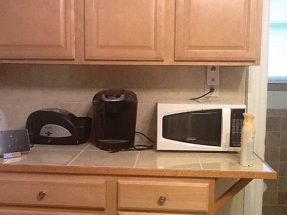 Kitchen marble tile counter