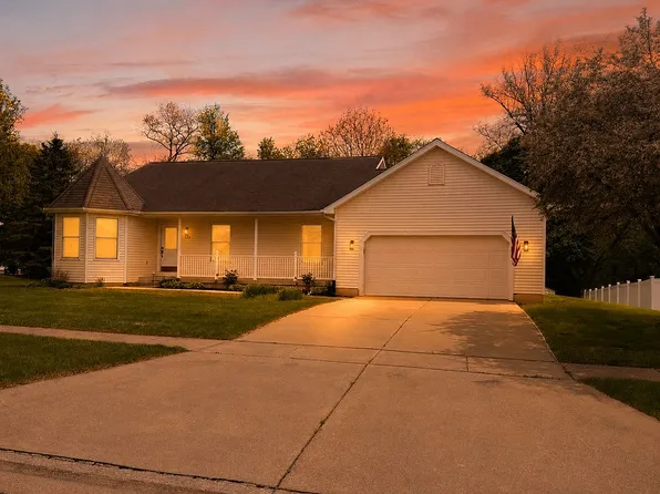 329 Woodside Dr, Onsted, MI 49265
