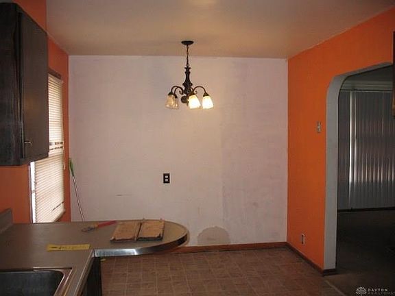 4th image of 1132 Beatrice Dr