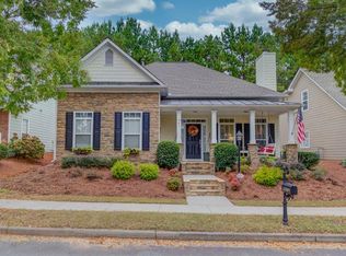 847 Scales Rd, Suwanee, GA 30024