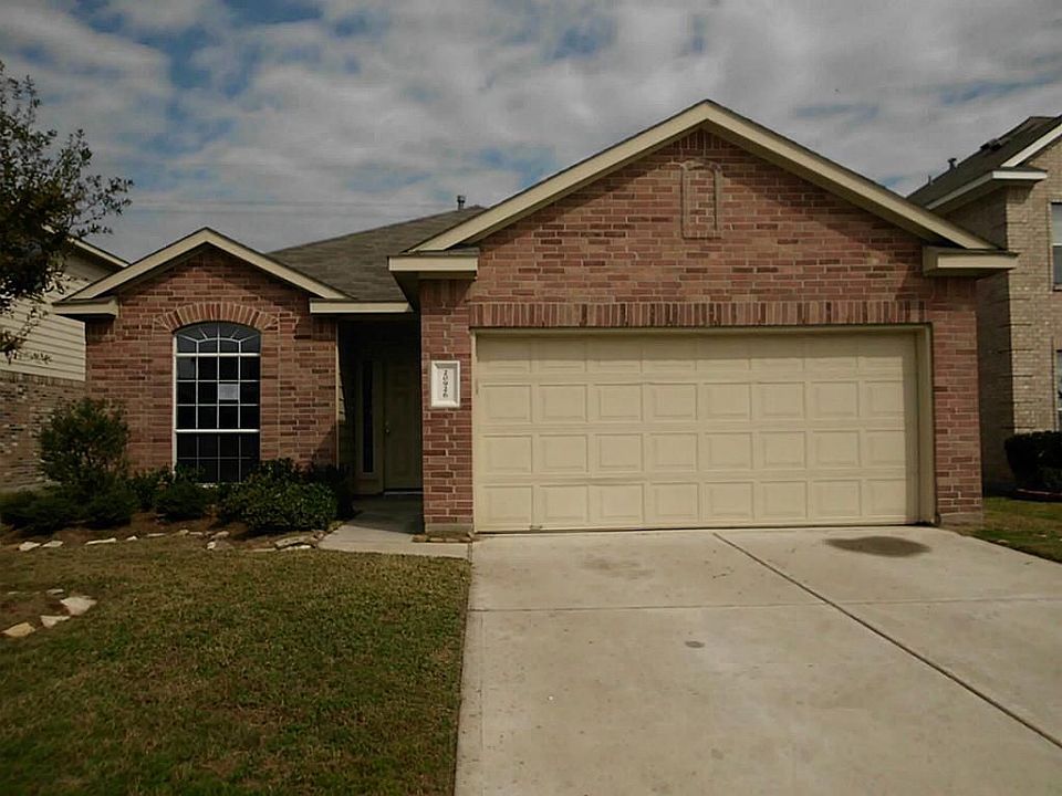 1st image of 20926 Kirkland Woods Dr
