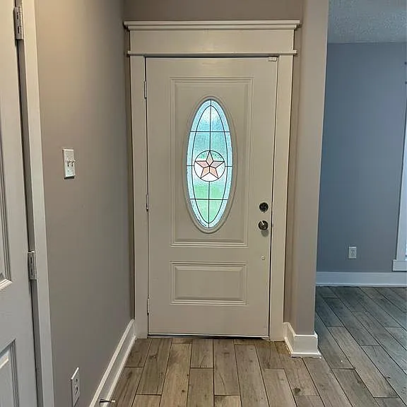 228 Oak Manor Dr — Photo 5
