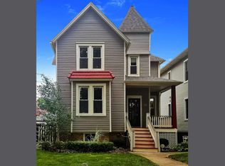 4063 N Kilbourn Ave, Chicago, IL 60641