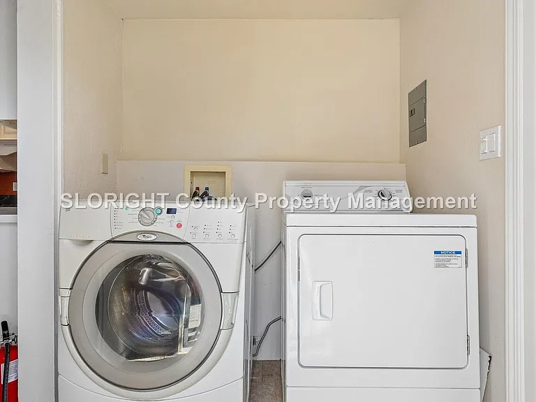 133 N Tassajara Dr — Photo 15