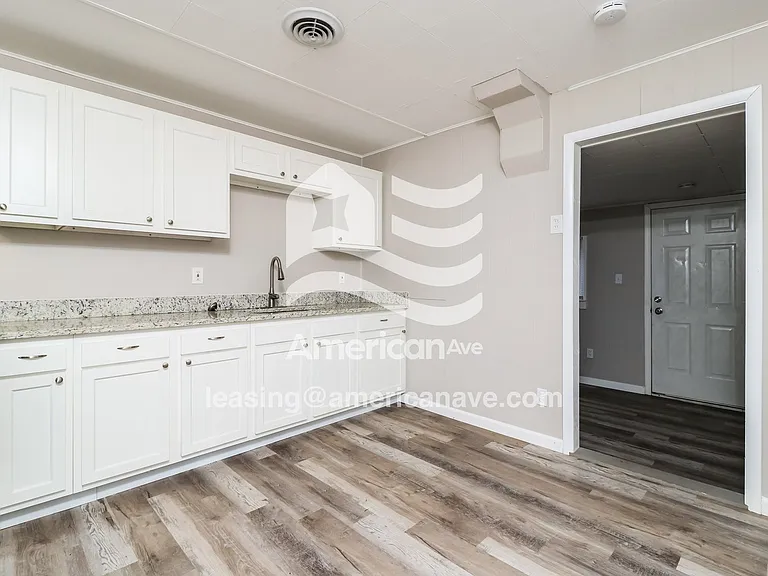 1148877_005_wm_-_kitchen_13497416.jpg