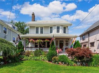 1538 Elbur Ave, Lakewood, OH