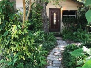 205 N 6th St, Highlands, TX 77562