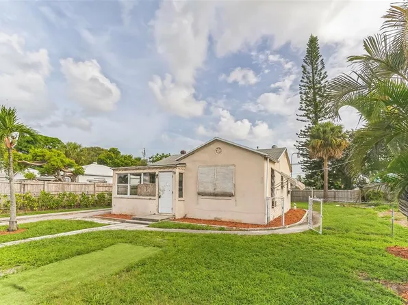 50 E 24th St, Riviera Beach, FL 33404
