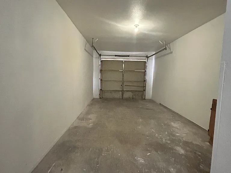 11601 Post Oak Cir #1 — Photo 9
