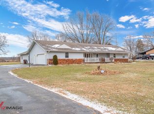 3888 Prairie Ln, Morris, IL 60450