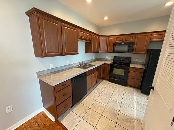 2nd image of 131 N Grove St Suite 202