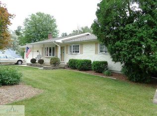 895 Shawano Dr, Mason, MI